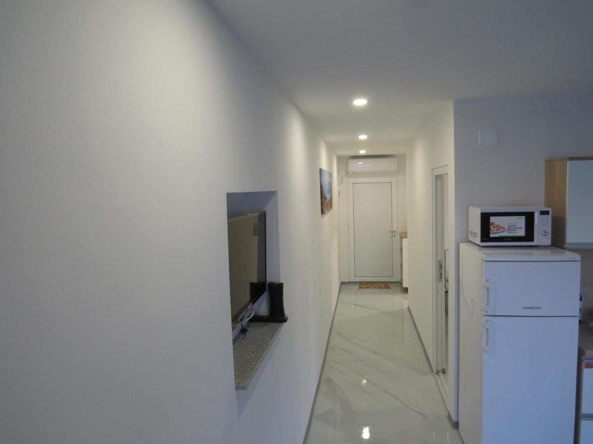 Apartman Luka 1 Šibuljina エクステリア 写真